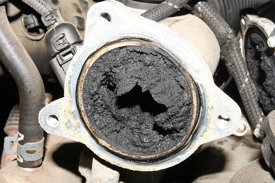 blocked Toyota hilux EGR valce